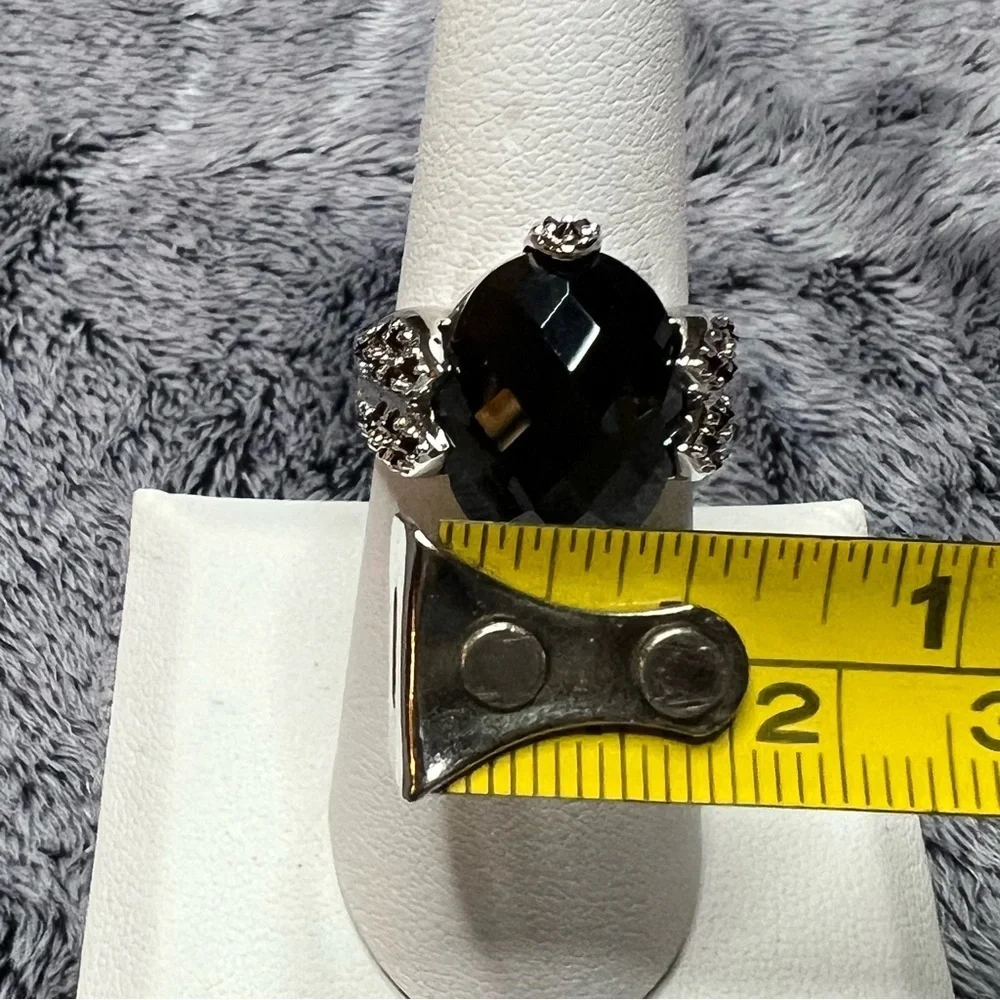 Sterling Silver Faceted Onyx and Garnet Victorian Style Ring Size 7